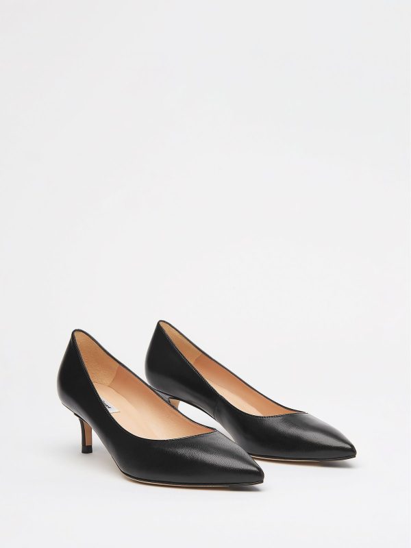 FACADE4583 Black Pointed Audrey Kitten Heel Pumps