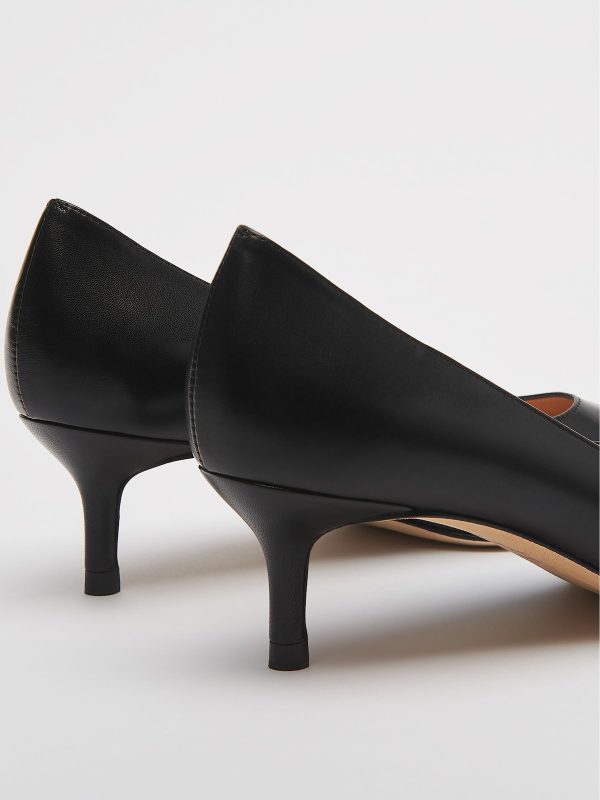 FACADE4583 Black Pointed Audrey Kitten Heel Pumps - Image 3